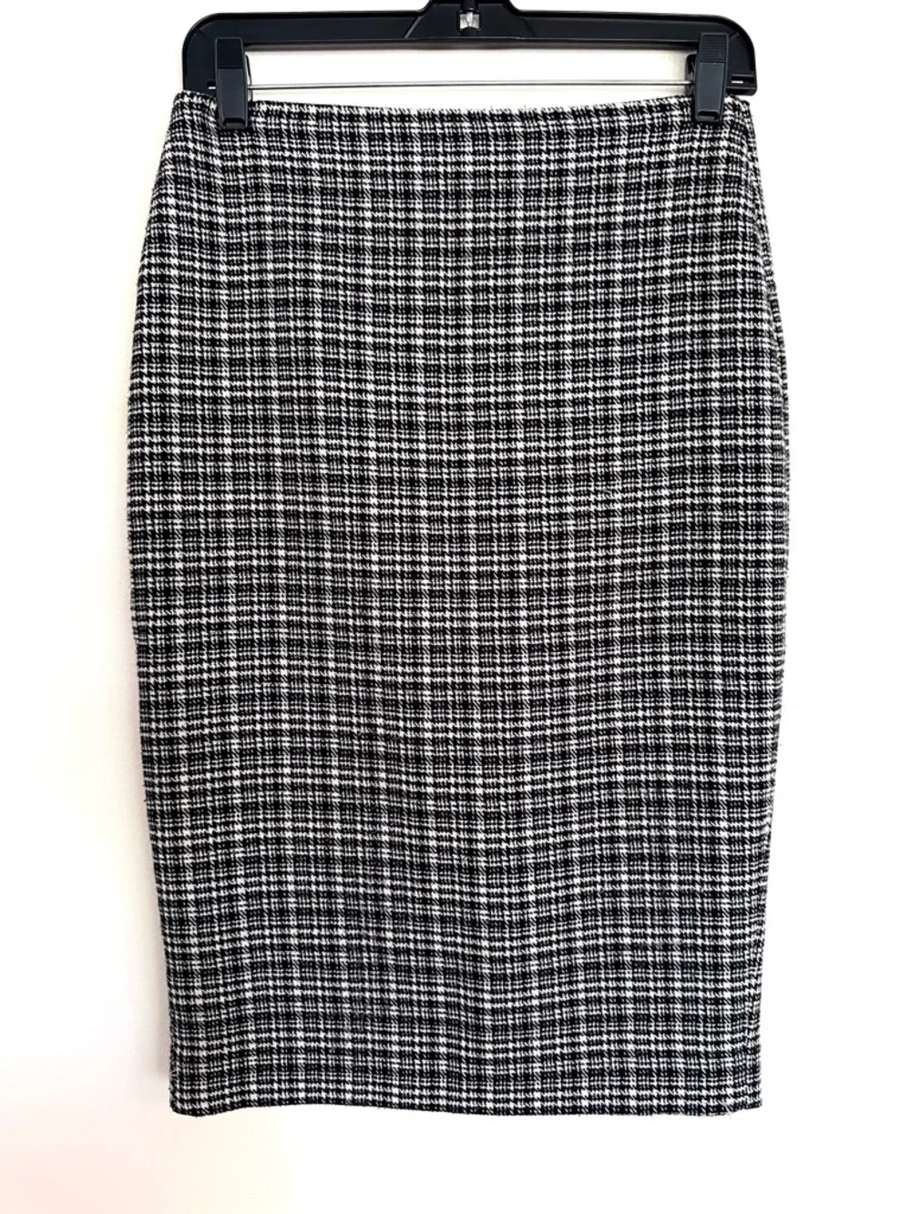 The Limited Black and White Checked Pencil Skirt Size 4